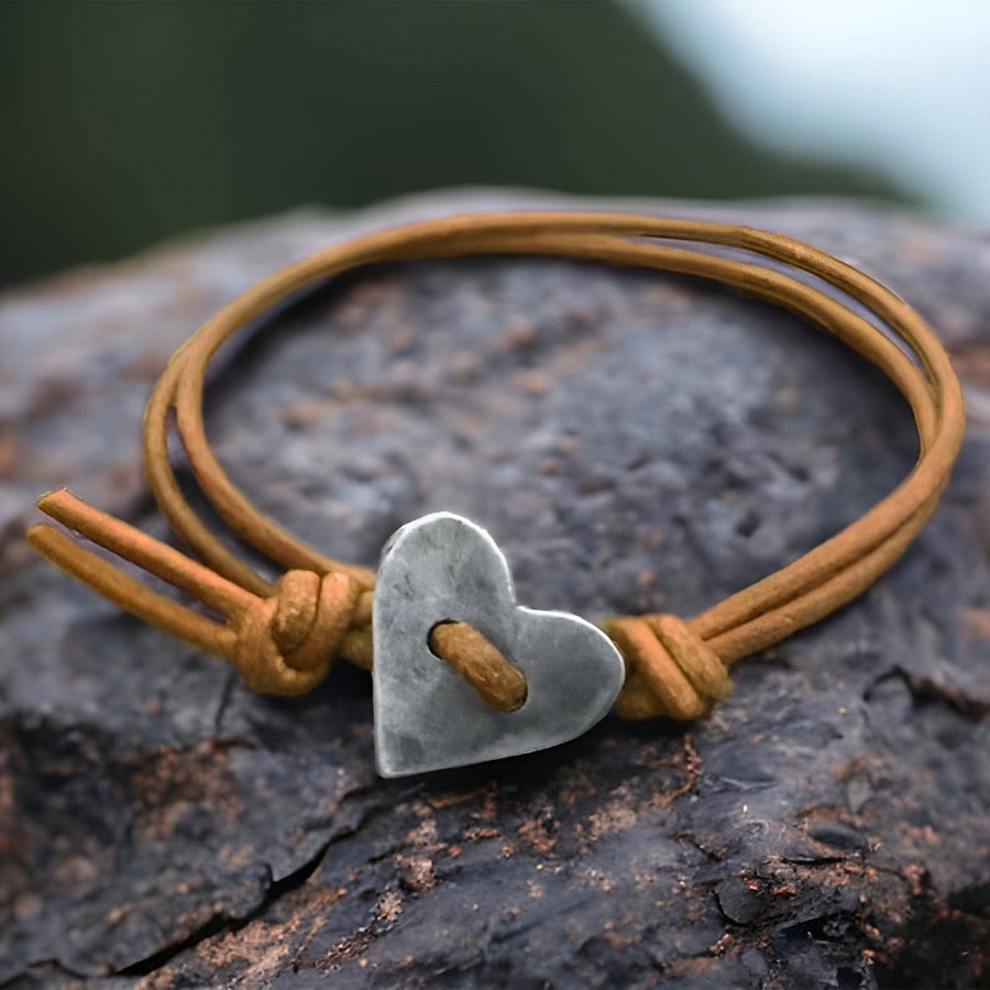 HOLLY | SYMBOL OF LOVE BRACELET